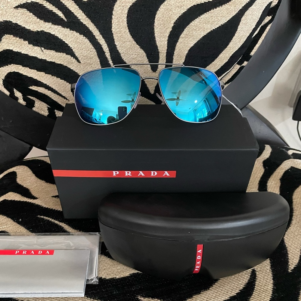 PRADA unisex mirrored blue auth/new sunglasses - Picture 1 of 10